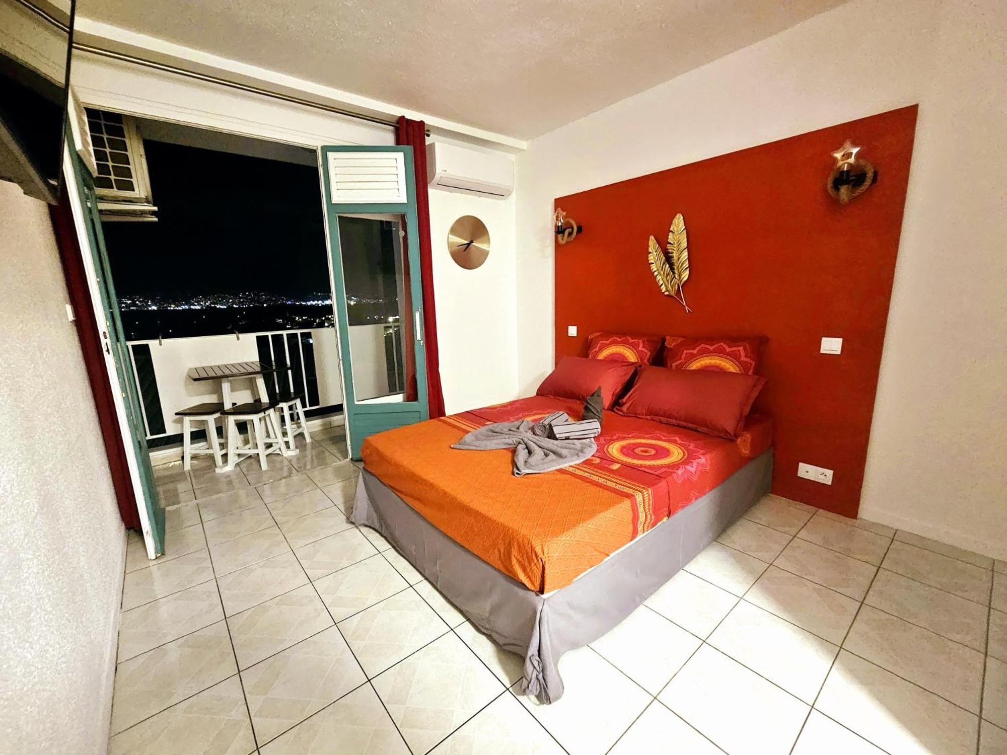 Sweet Crepuscule - Studio Avec Vue Mer Imprenable & Piscine Les Trois-Ilets Exterior foto